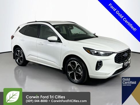 Certified 2023 Ford Escape ST-Line Elite image 1