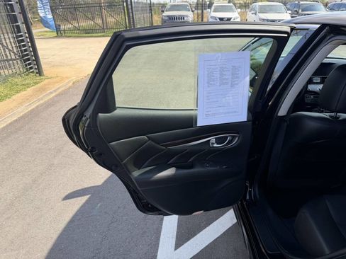 Used 2013 INFINITI M37 w/ Premium Pkg RWD image 21