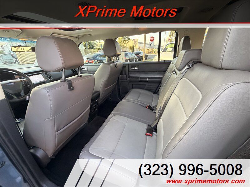 Used 2019 Ford Flex SEL FWD image 27