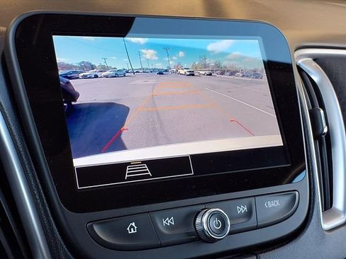 Used 2024 Chevrolet Malibu LT w/ Sport Edition image 8