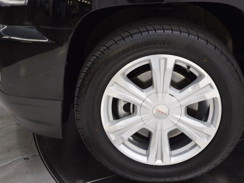 Used 2017 GMC Terrain SLT FWD image 12