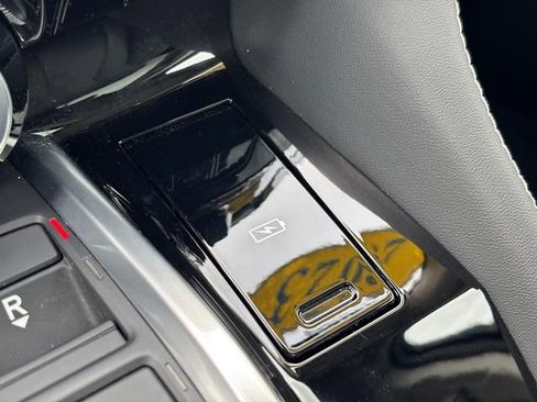 Used 2023 Acura MDX Advance image 25