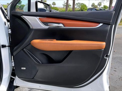 Used 2023 Cadillac XT5 Premium Luxury image 22