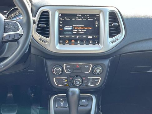 Used 2019 Jeep Compass Latitude w/ Popular Equipment Group image 15
