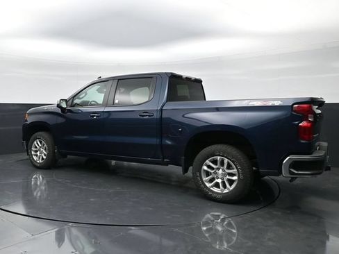 Used 2023 Chevrolet Silverado 1500 LT AWD/4WD image 7