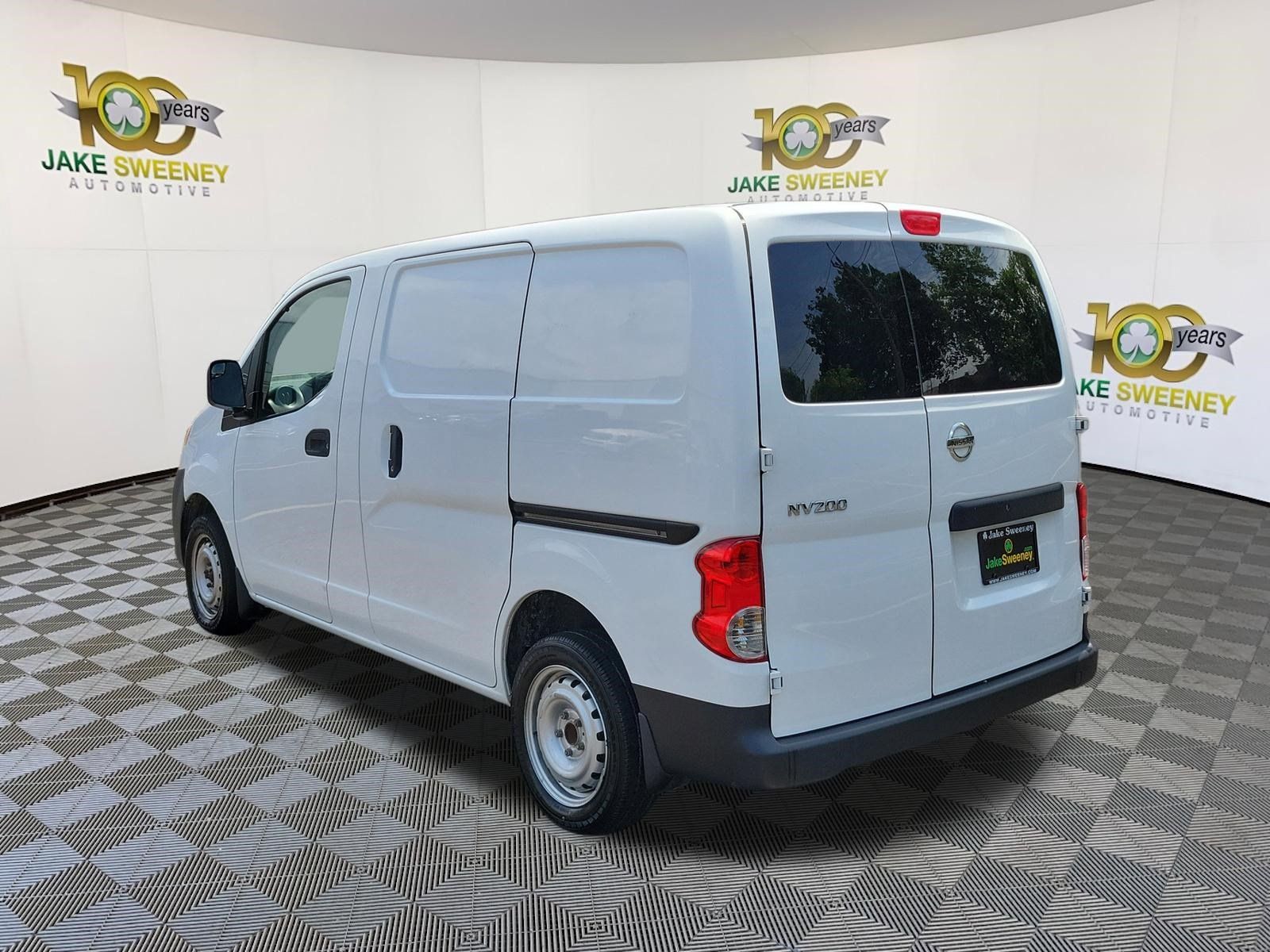 Used 2015 Nissan NV200 S w/ Back Door Glass Package FWD image 4