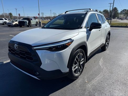 New 2026 Toyota Corolla Cross XLE image 6