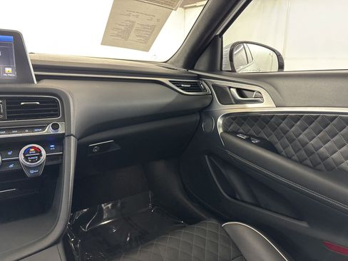 Used 2019 Genesis G70 2.0T Advanced w/ Sport Package image 29