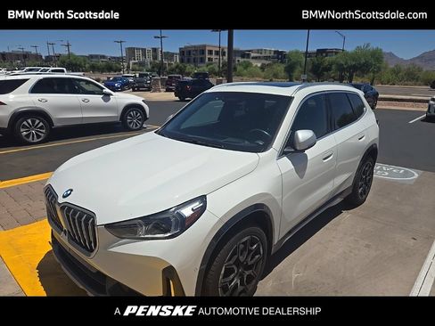 Used 2023 BMW X1 xDrive28i w/ Premium Package AWD/4WD image 1