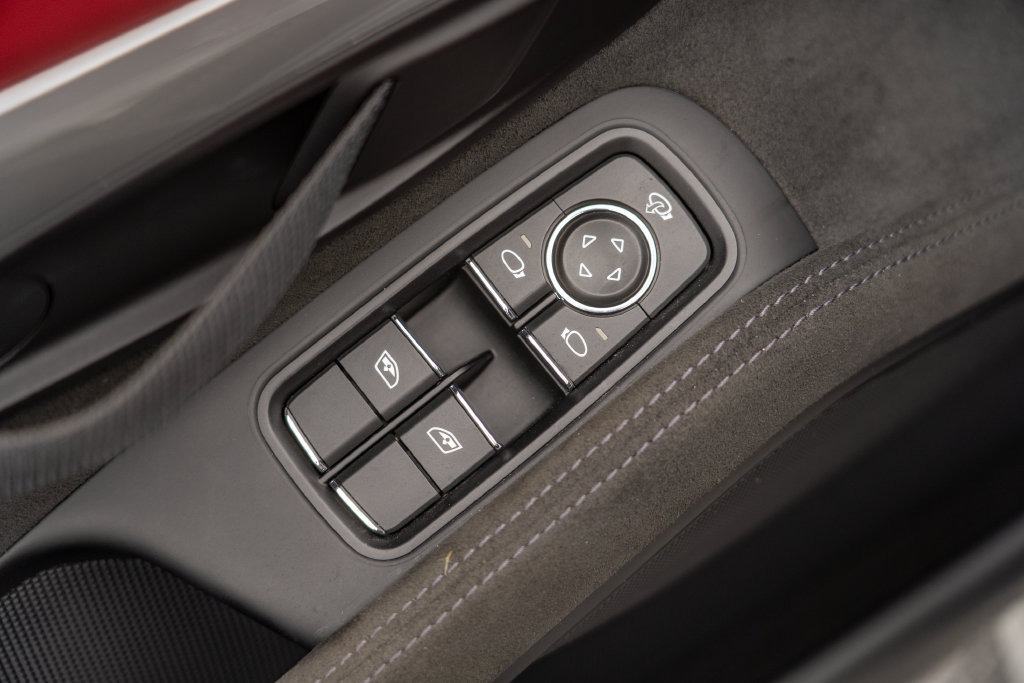 Used 2022 Porsche 718 Boxster Spyder RWD image 13