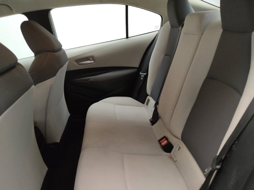 Used 2020 Toyota Corolla L FWD image 18