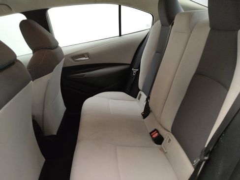 Used 2020 Toyota Corolla L FWD image 18