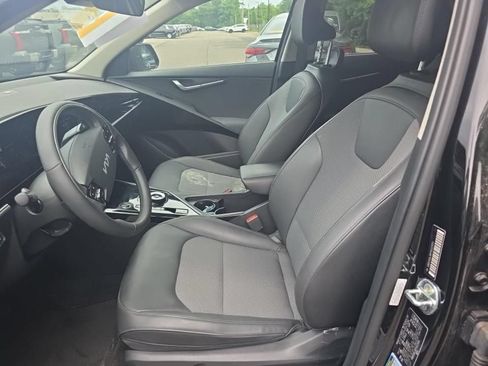 Used 2023 Kia Niro Wind w/ Wind Preserve Package FWD image 13