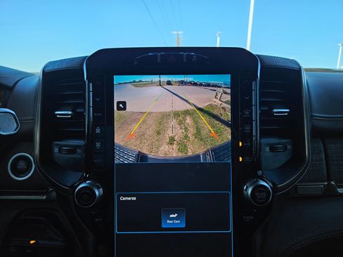 Used 2024 RAM 2500 Limited image 18