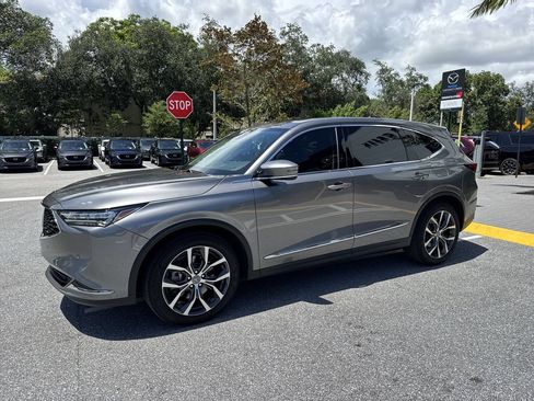 Used 2024 Acura MDX w/ Technology Package FWD image 10