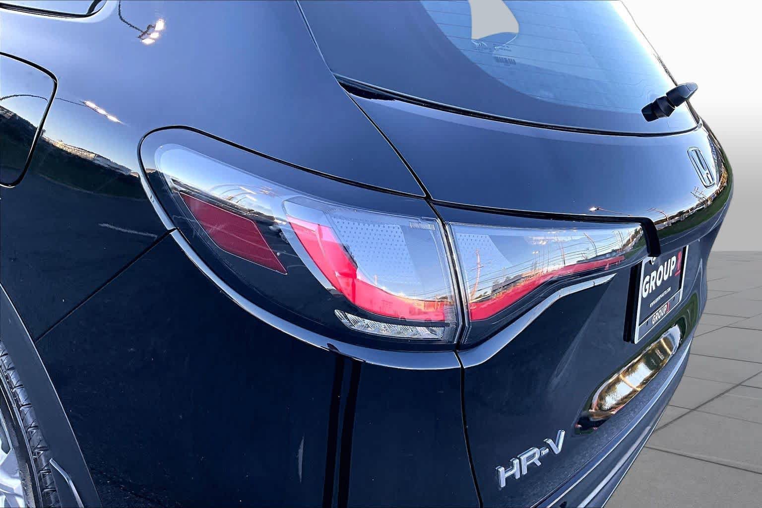 Used 2023 Honda HR-V LX image 28