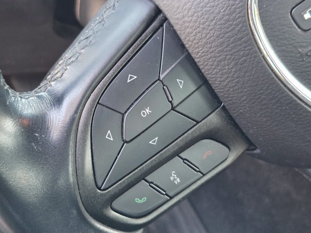 Used 2021 Dodge Charger SXT w/ Blacktop Package RWD image 11