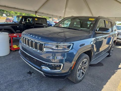 Used 2024 Jeep Wagoneer Series II AWD/4WD image 14