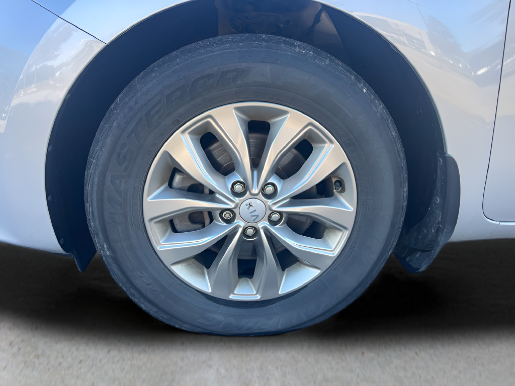 Used 2019 Kia Sedona LX FWD image 31