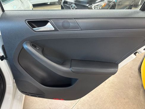 Used 2016 Volkswagen Jetta S FWD image 48