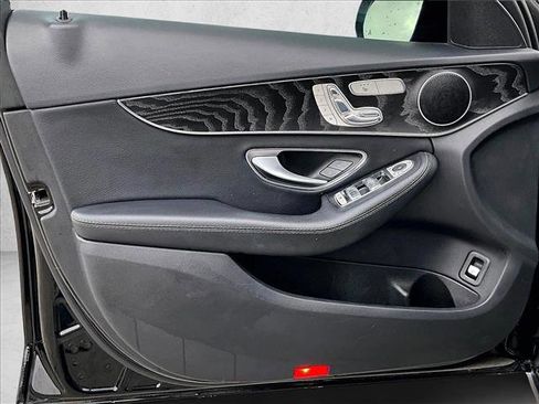 Used 2017 Mercedes-Benz C 300 Sedan image 18
