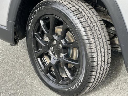 Used 2022 Jeep Compass Altitude w/ Sun and Sound Group image 39