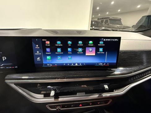 Used 2024 BMW X6 xDrive40i w/ Executive Package image 51