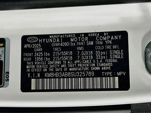 Used 2025 Hyundai Kona SEL FWD image 12