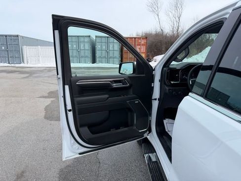 Used 2024 Chevrolet Silverado 1500 LTZ w/ LTZ Convenience Package II image 13