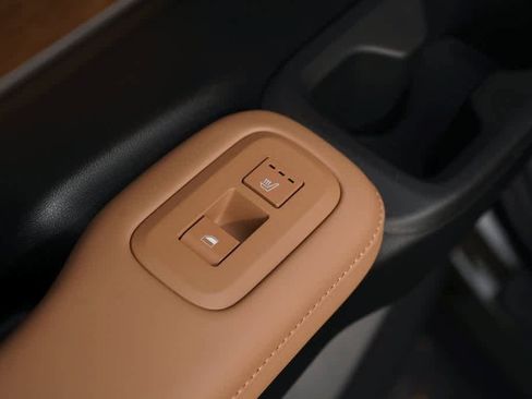 New 2026 Hyundai Santa Fe Limited FWD image 25
