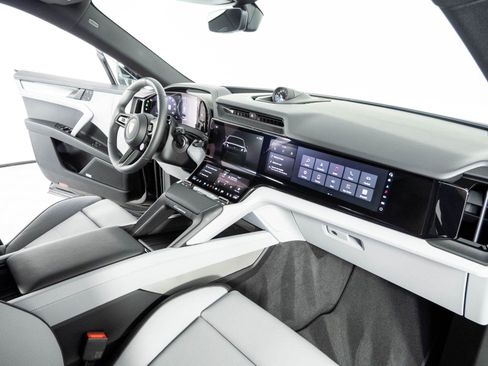 New 2026 Porsche Cayenne Electric AWD/4WD image 24