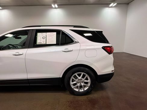 Used 2023 Chevrolet Equinox LT AWD/4WD image 38
