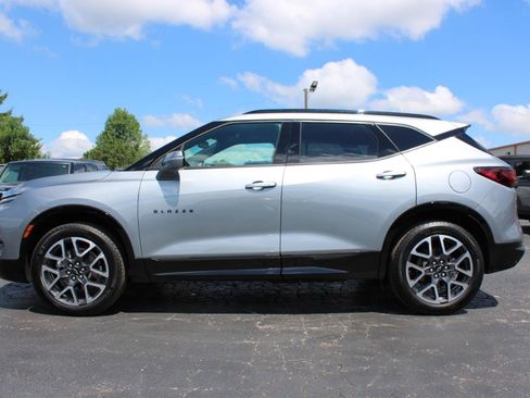 Used 2025 Chevrolet Blazer RS FWD image 12