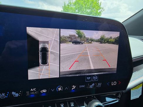 Certified 2025 Chevrolet Blazer EV RS AWD/4WD image 17