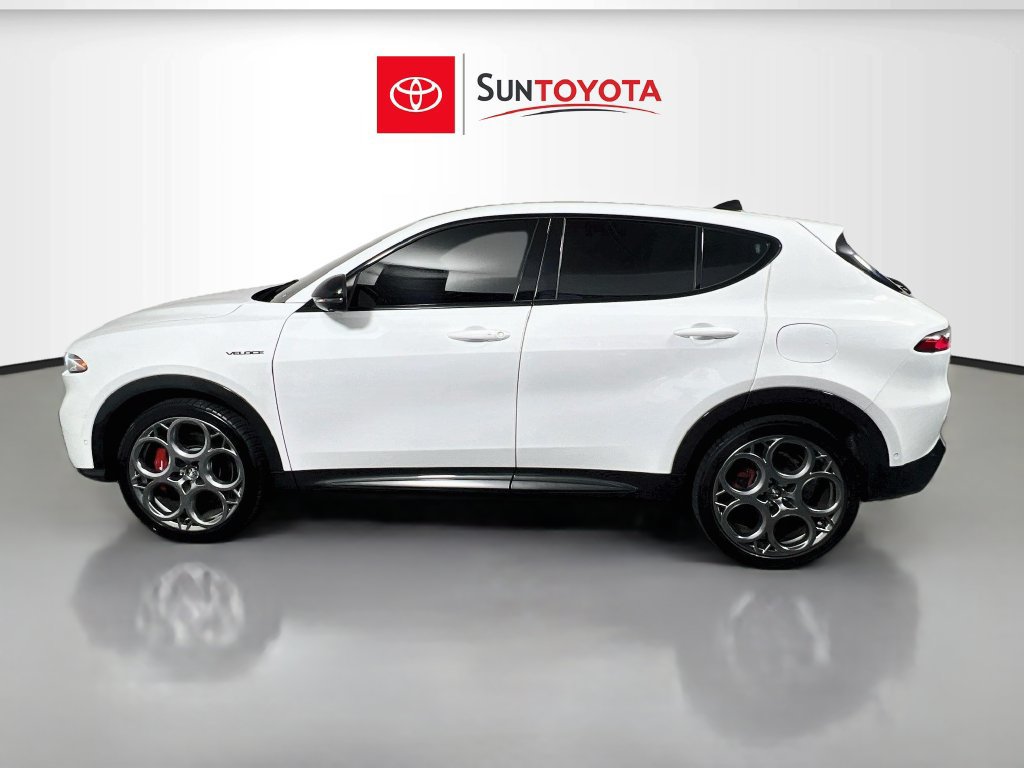 Used 2024 Alfa Romeo Tonale Veloce w/ Active Assist Package AWD/4WD image 6