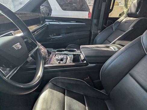 Used 2025 Cadillac Escalade Premium Luxury w/ Touring Package AWD/4WD image 10