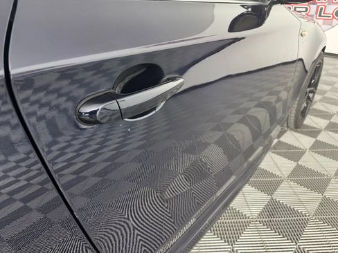 Used 2009 BMW 135i Convertible image 35