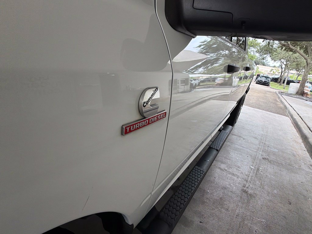 Used 2024 RAM 2500 Tradesman w/ Chrome Appearance Group AWD/4WD image 17