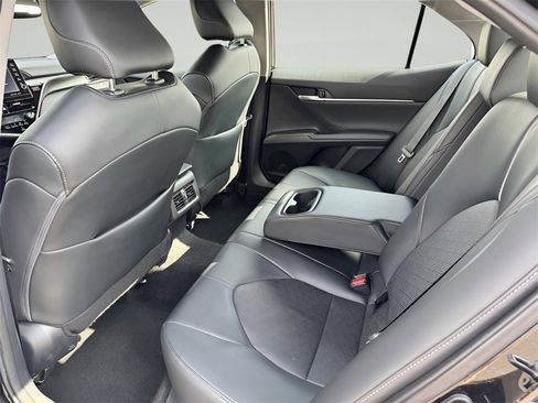Used 2023 Toyota Camry XSE image 33