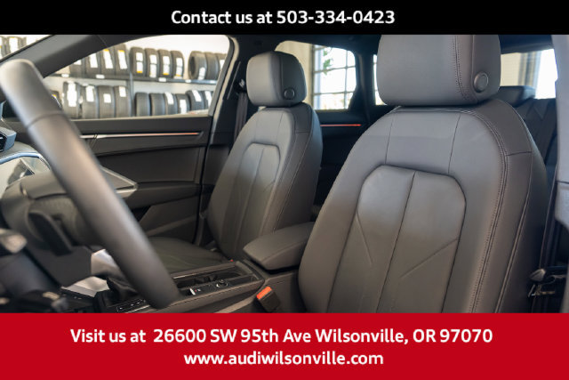Used 2025 Audi Q3 2.0T Premium Plus w/ Premium Plus Package AWD/4WD image 24