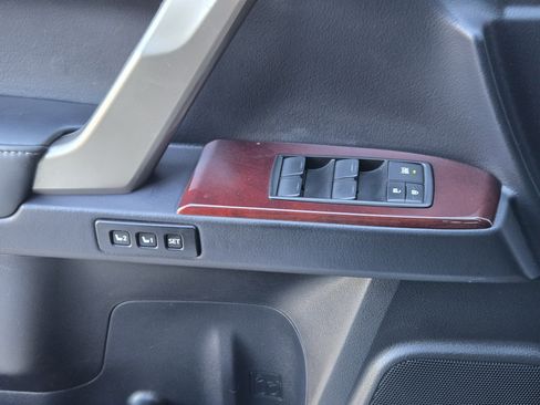 Used 2018 Lexus GX 460 Premium image 27