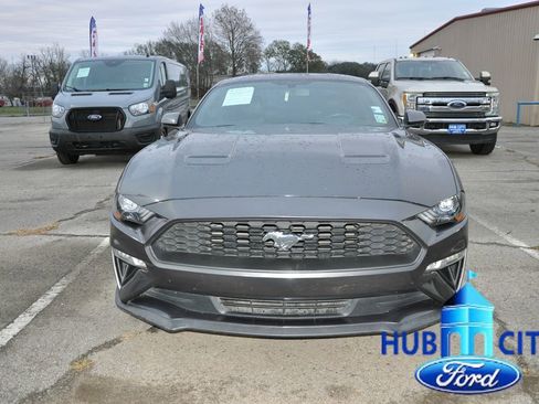 Used 2020 Ford Mustang Premium image 8