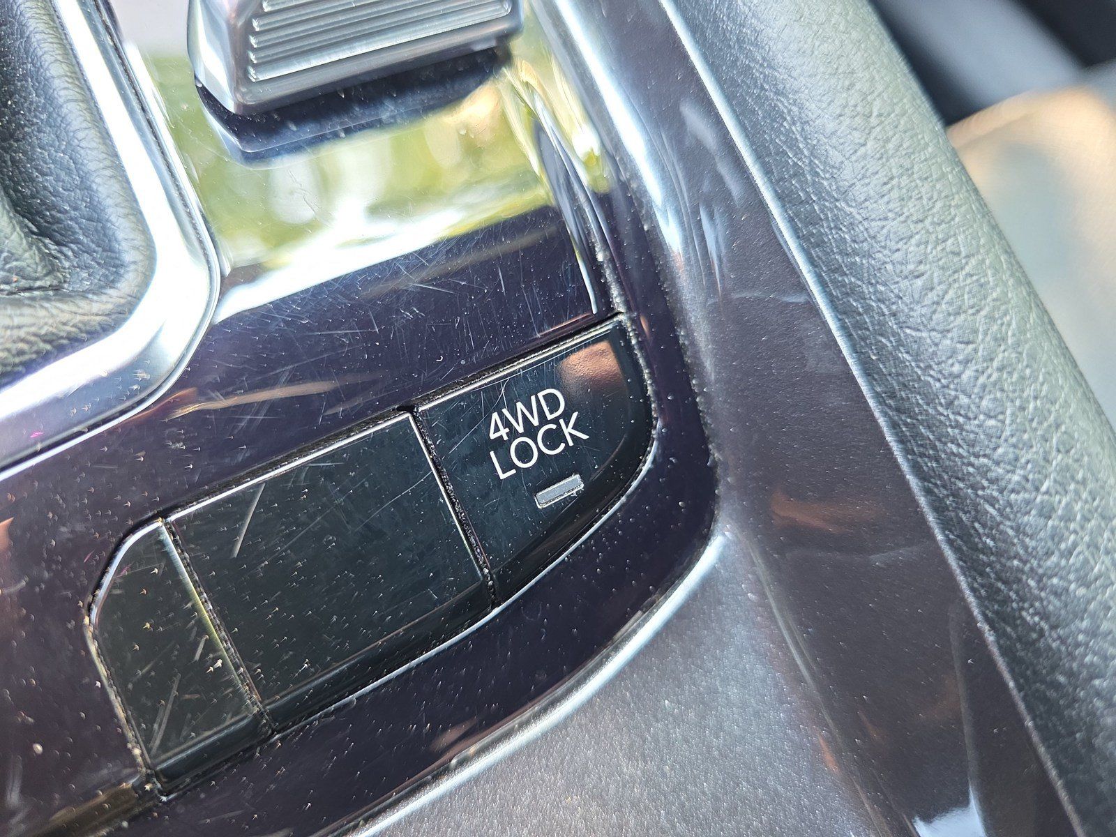 Used 2024 Jeep Compass Latitude AWD/4WD image 34
