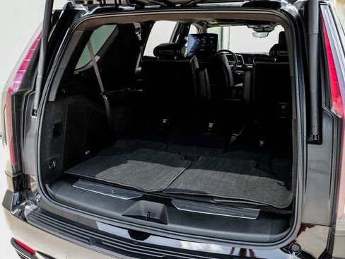 Used 2021 Cadillac Escalade Sport Platinum AWD/4WD image 49
