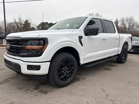 New 2025 Ford F150 XLT w/ Equipment Group 302A MID image 4