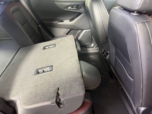 New 2026 Chevrolet Equinox RS w/ Convenience Package III AWD/4WD image 19