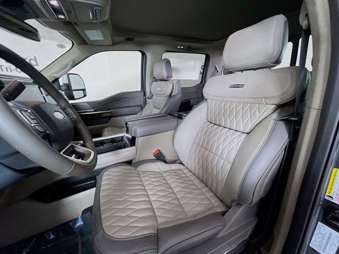 New 2026 Ford F350 Platinum w/ Platinum Plus Package image 24