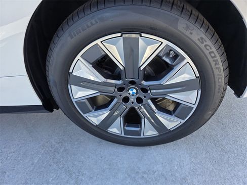 New 2026 BMW iX xDrive45 w/ Premium Package image 6
