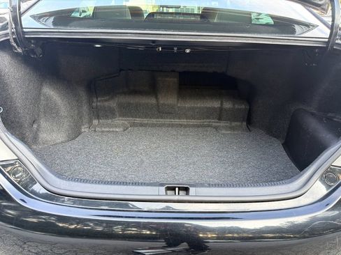 Used 2012 Toyota Camry XLE w/ Leather Pkg FWD image 22