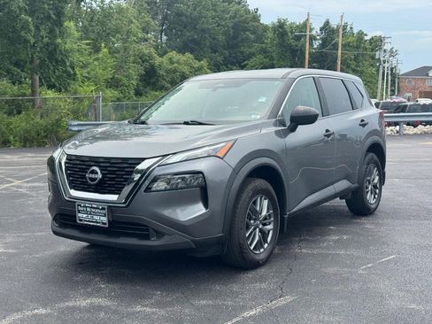 Used 2023 Nissan Rogue S AWD/4WD image 9